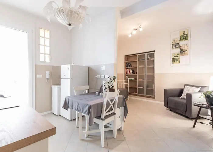 La Colombina 3* Bologne