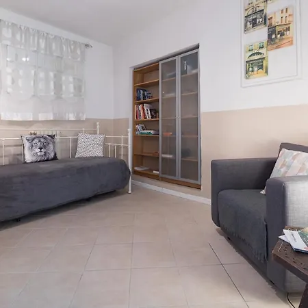 La Colombina Guest house *